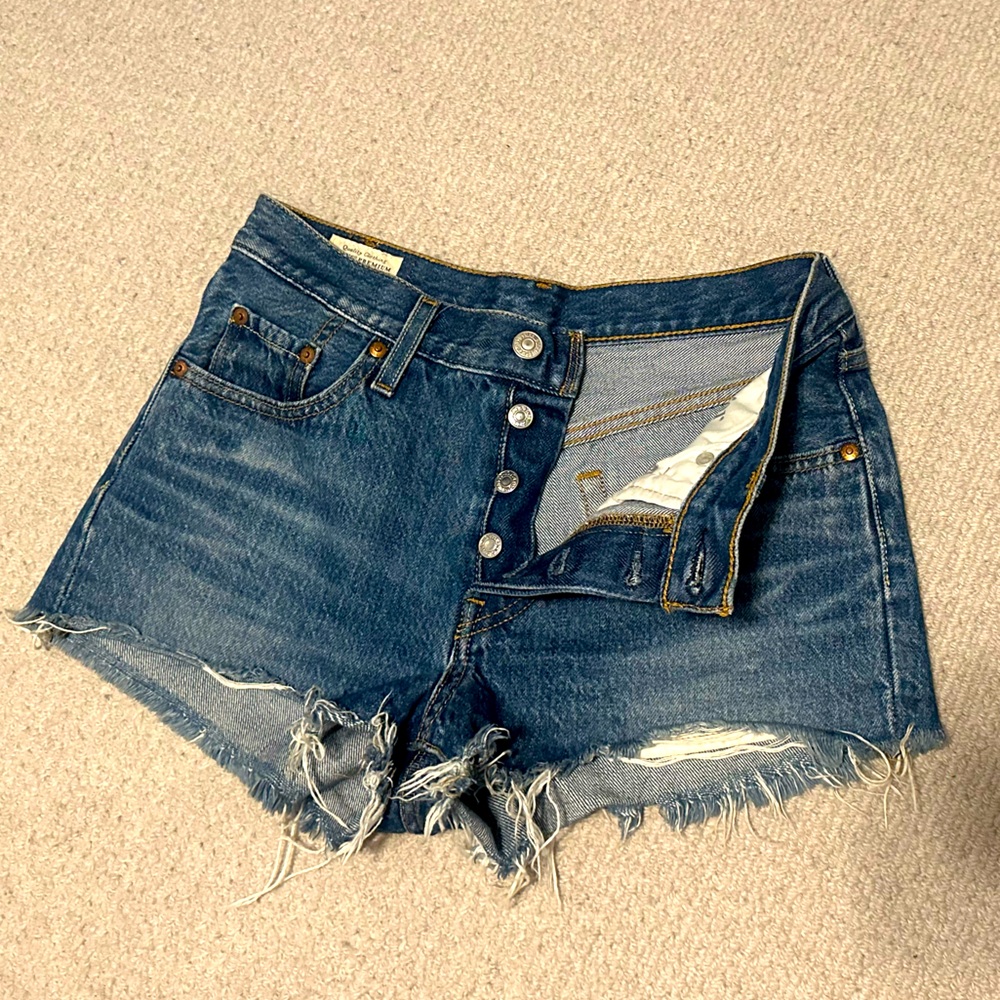 LEVI’S 501 shorts